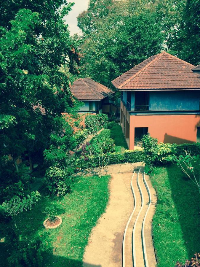 Hotel Abad Green Forest Thekkady Kumily Exterior foto